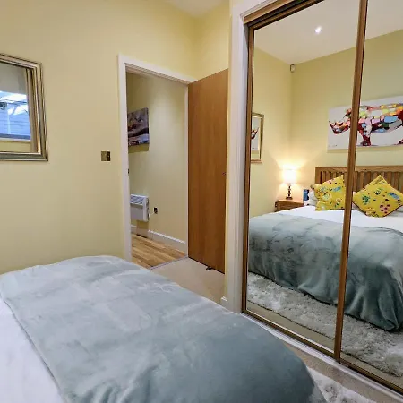 Heart Of The - Free Parking *